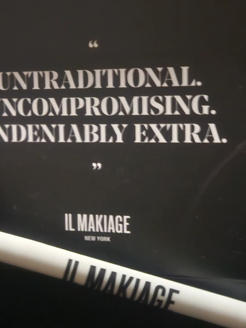 IL MAKIAGE Black & White Liquid Eyeliner Duo